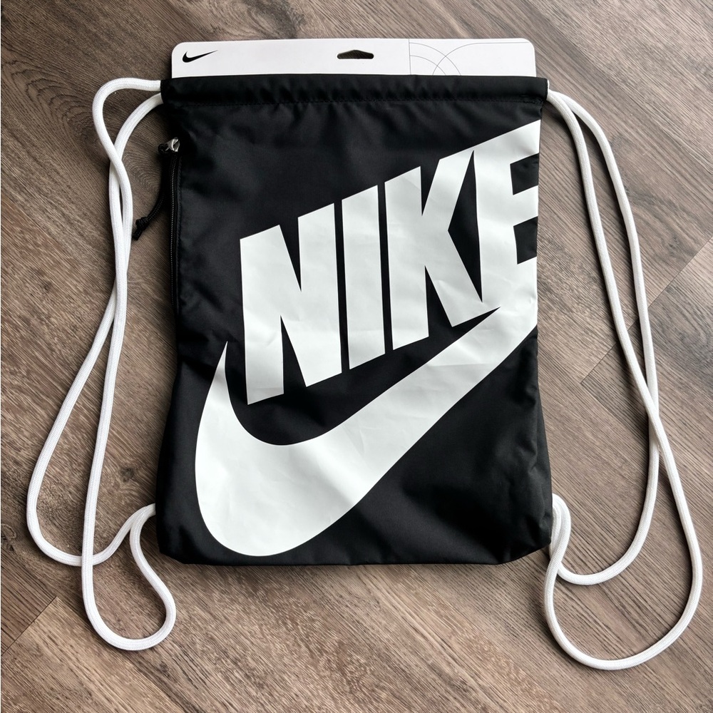 NWT Nike Heritage Gym-sack Drawstring Backpack with Iconic Swoosh